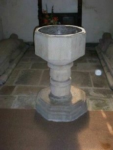 St Oswalds, Hauxwell, font